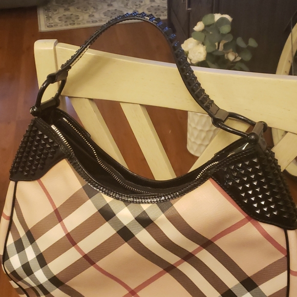 Authentic burberry studded handle large purse - Picture 2 of 7